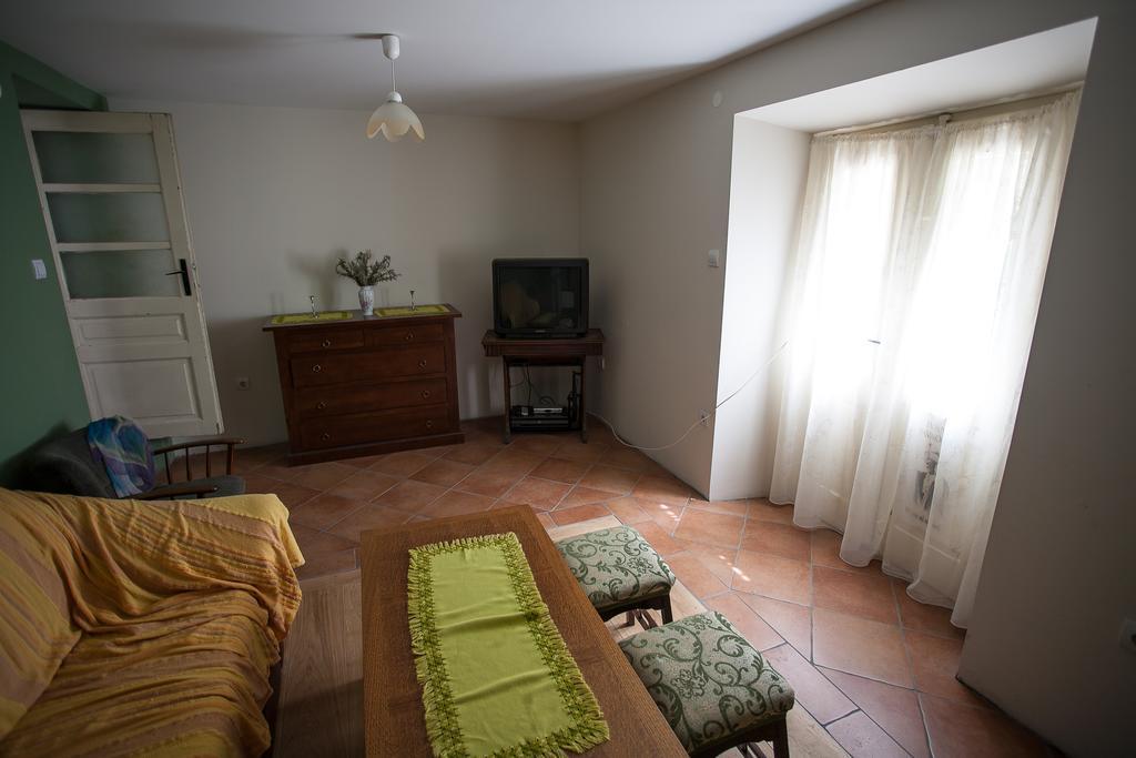 Holiday Home Mihovilovic Premantura Rum bild